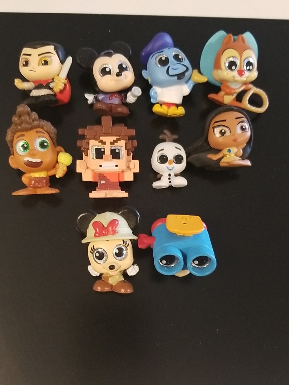 Disney Doorables lot